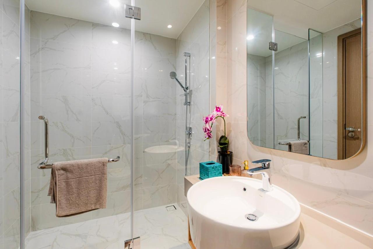 Zenity Luxury Apartment In District 1 Since 2024 Ho Chi Minh Zewnętrze zdjęcie